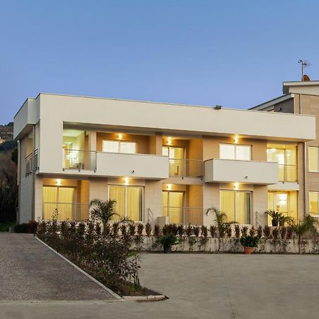 Hotel Serenella Agropoli Bagian luar foto